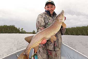 Makoop Lake Lodge